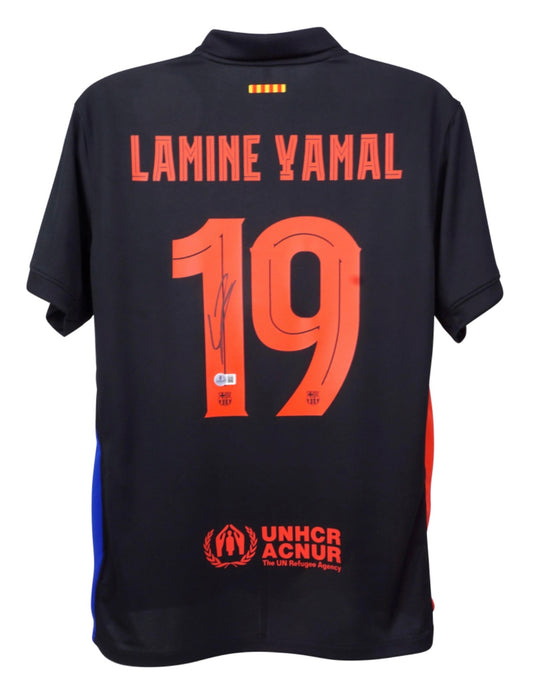 Lamine Yamal signed FC Barcelona jersey